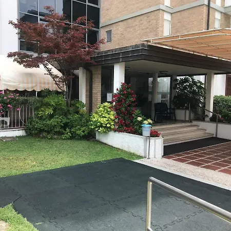 Santa Fe Da Colla Lejlighed Lido di Jesolo